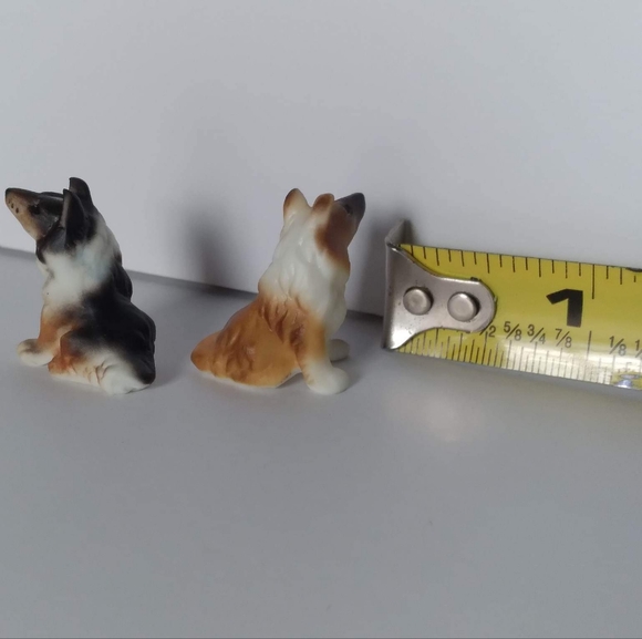 Mini Porcelain Border Collie Figurines Set of 2 - Picture 2 of 2